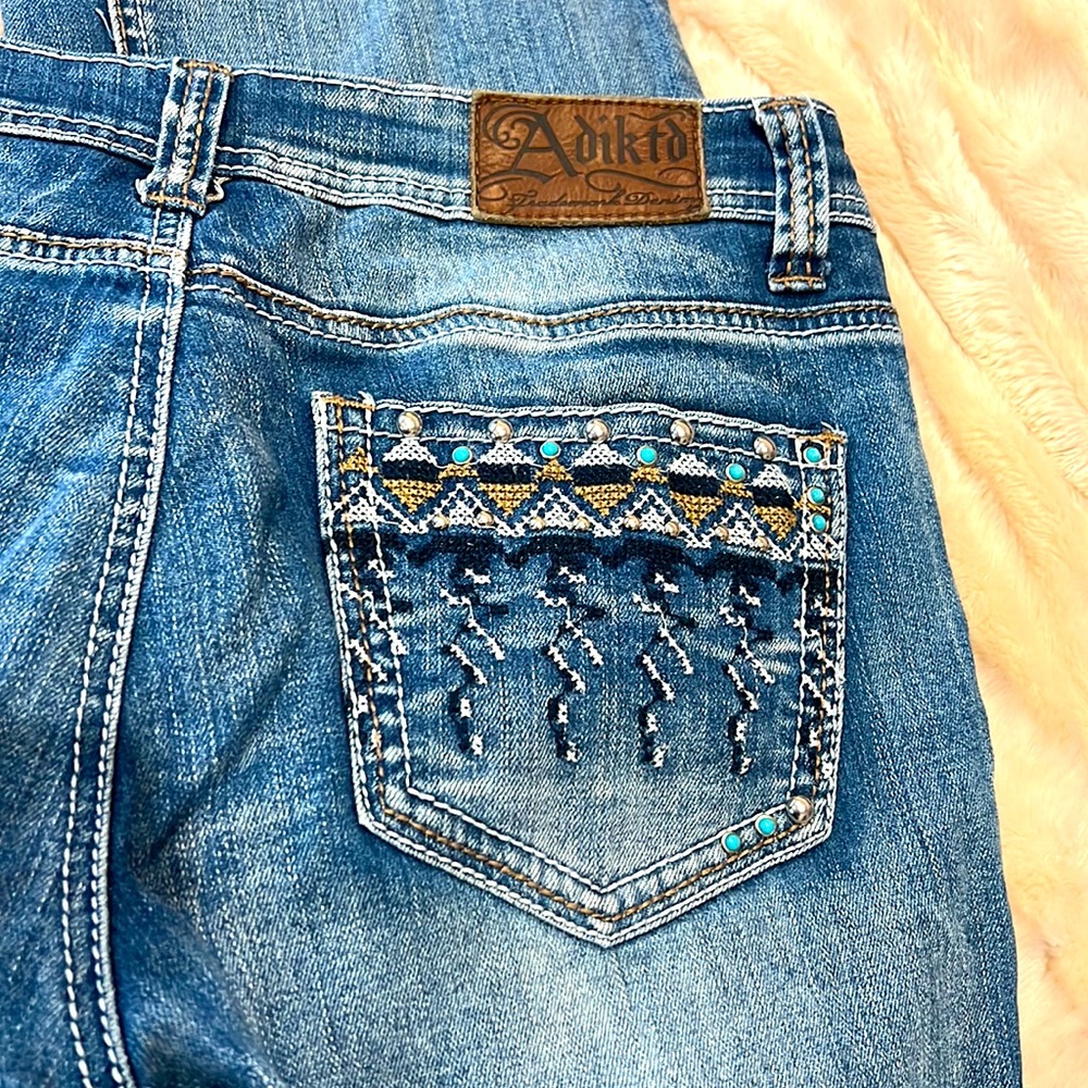 Adiktd blue jeans, size 8 length 32 very good condition